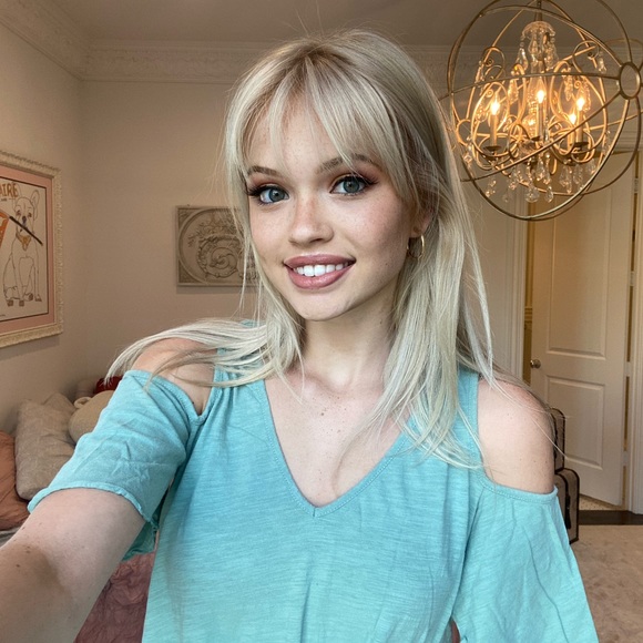 Cold shoulder tee - Picture 1 of 5